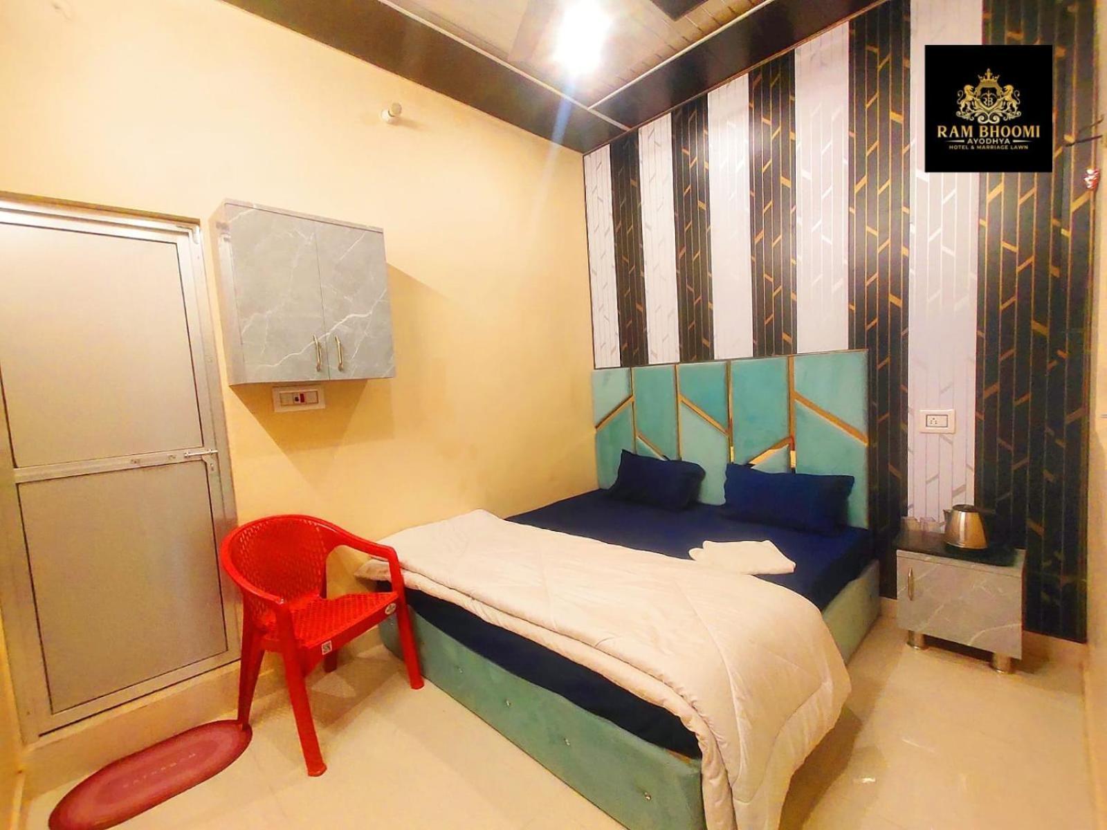 Hotel Rambhoomi Ayodhya מראה חיצוני תמונה